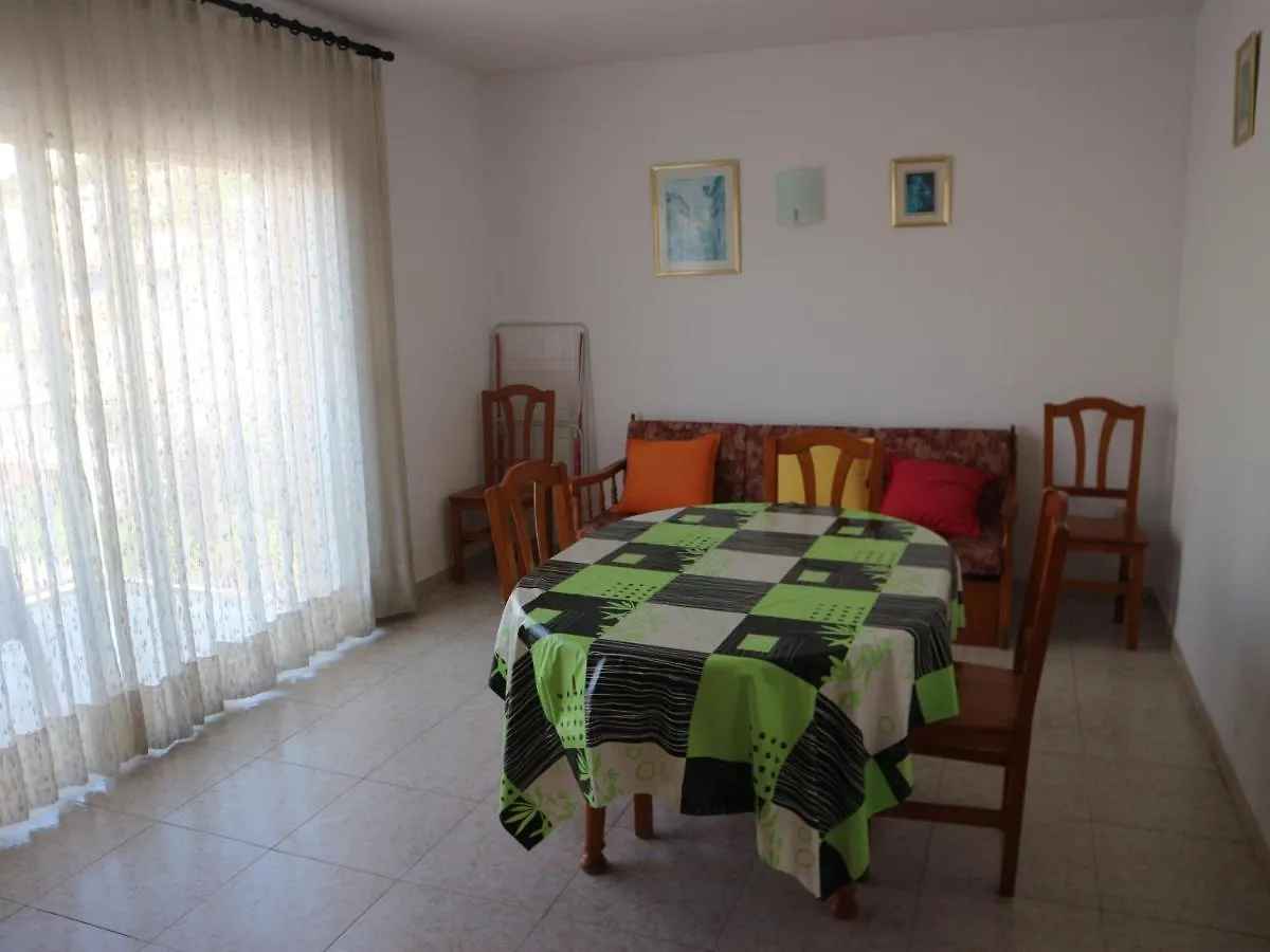Leo Apartment L'Estartit Spain